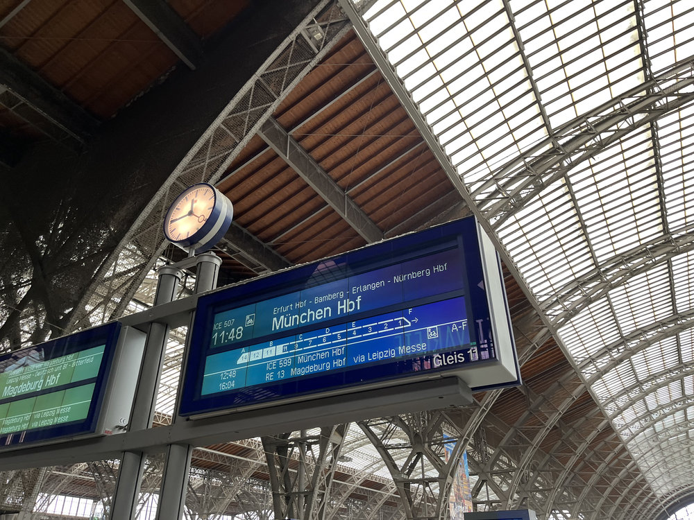 munchen hbf sign 
