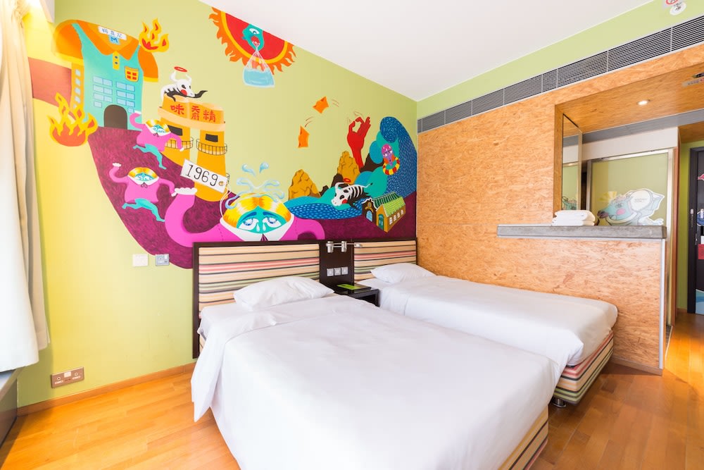 Y Loft Youth Square - Room