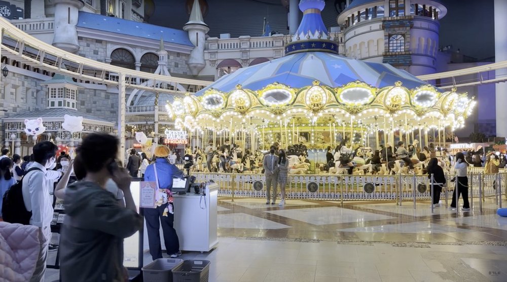 ロッテワールド merry go round