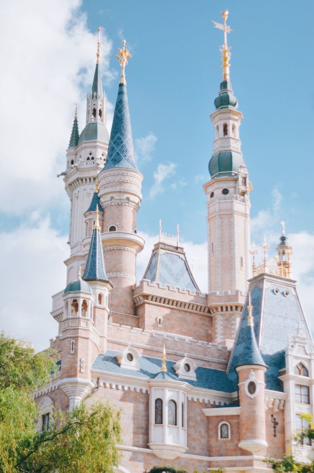 上海ディズニー エンチャンテッド・ストーリーブック・キャッスル
