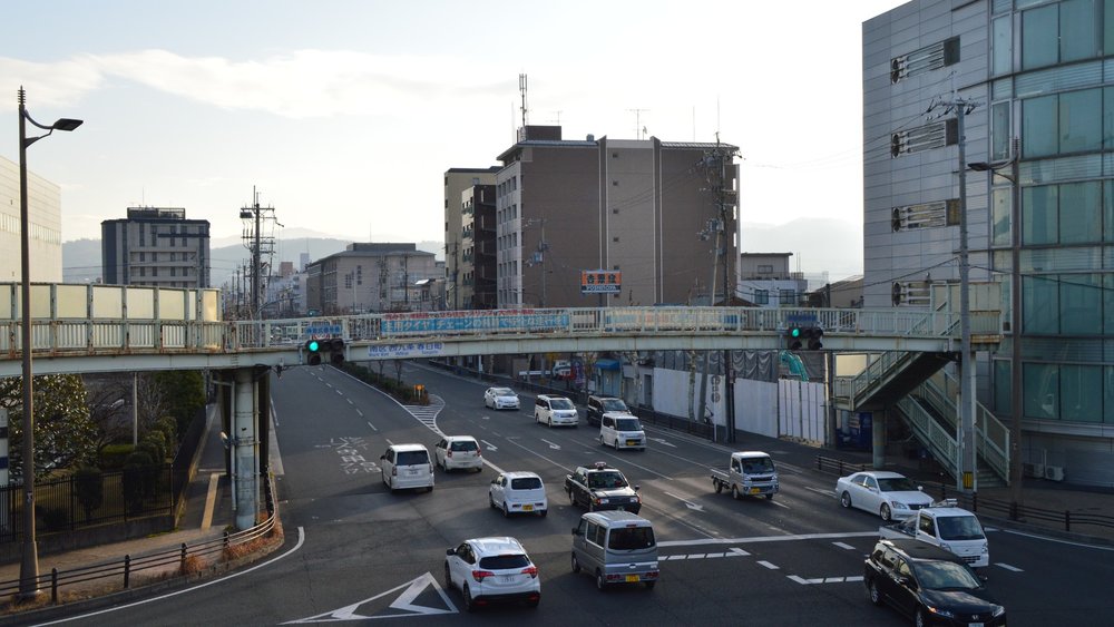Enjoy the freedom of the open road as you embrace limitless adventure without restrictions!  Credits: vaea Garrido on Unsplash