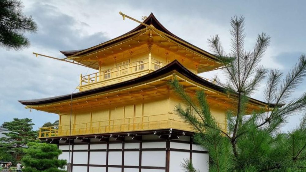 Beautifully built shrine, like a real-life anime film. Image credits to Lee
