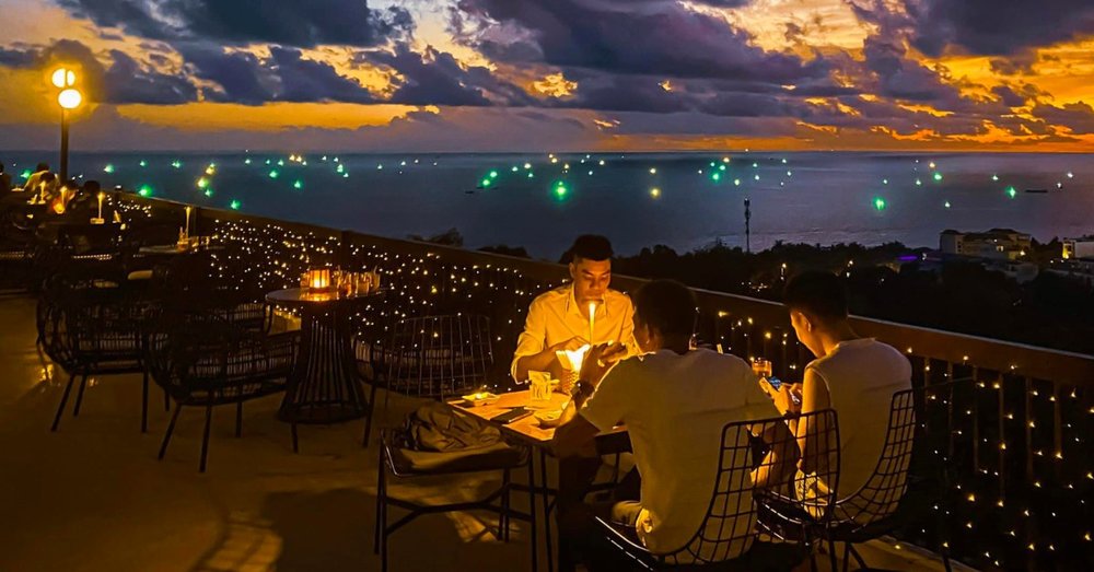 Sơn Trà Hill Coffee: Ngắm cảnh đẹp, chill trọn vẹn tại Phú Quốc