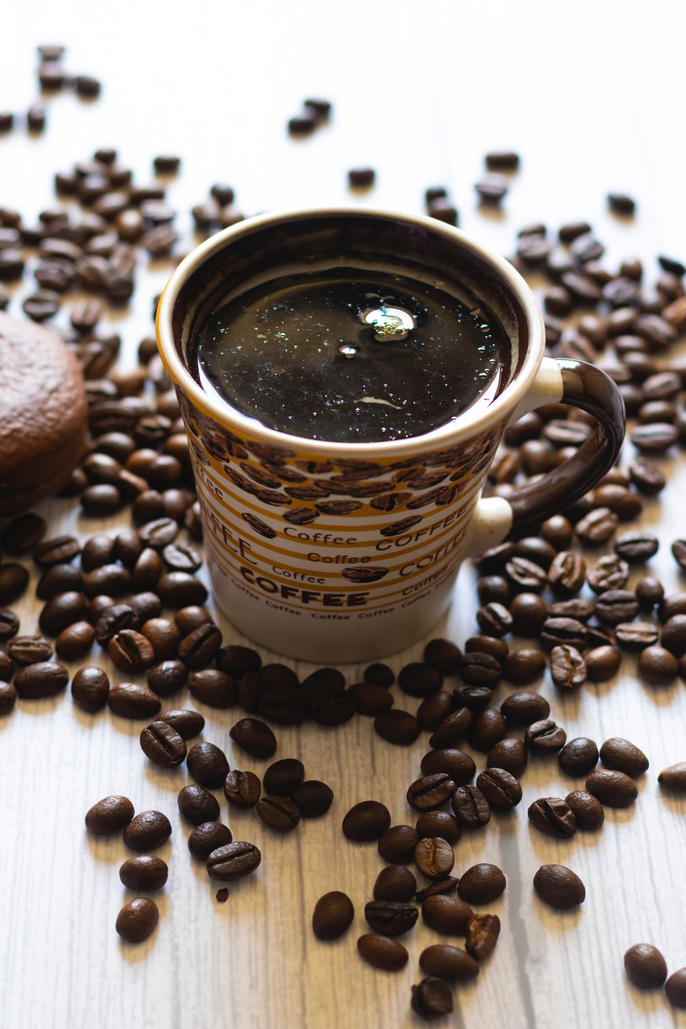 Balck coffee with coffee beans