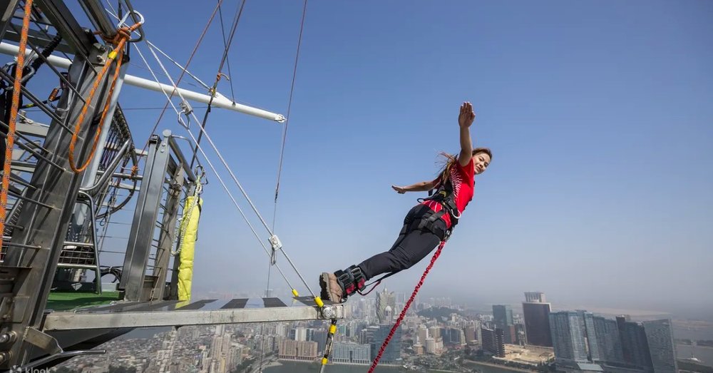 Trải Nghiệm Nhảy Bungy Từ Tháp Macau - Trung Quốc