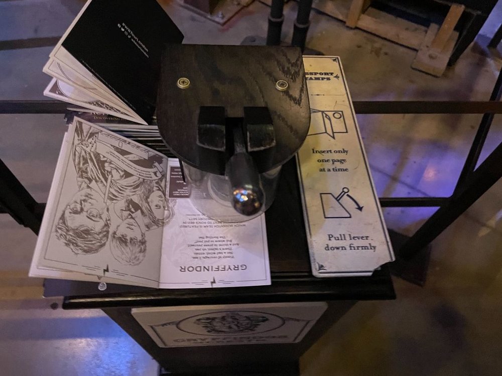 warner bros. harry potter london activity passport stamp