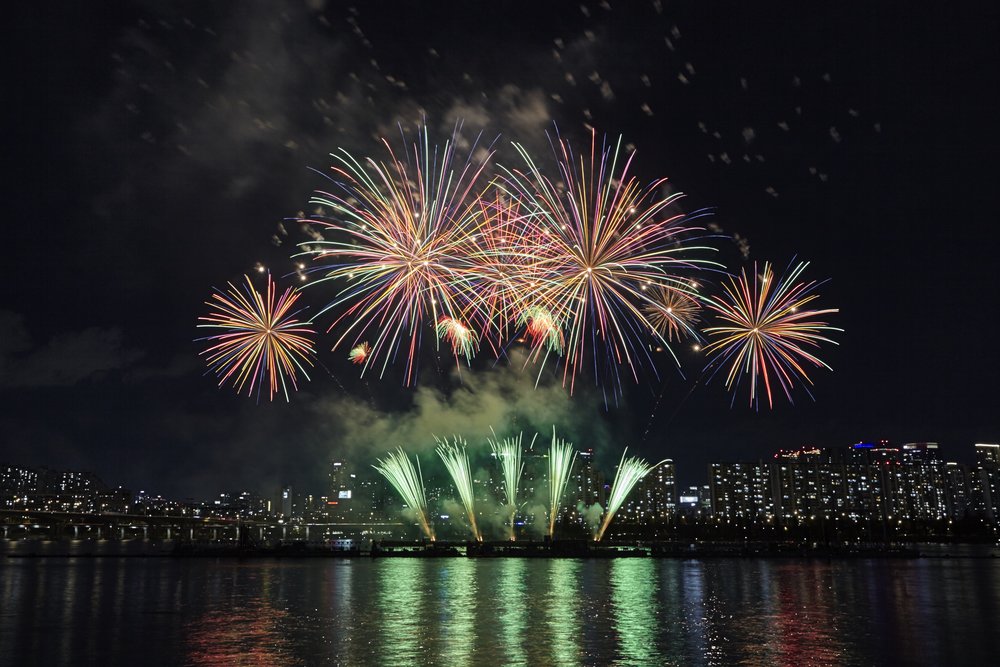 massive fireworks in seoul