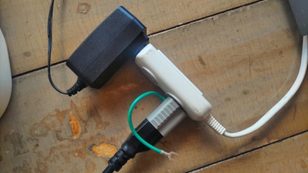 變壓器、萬用插頭介紹