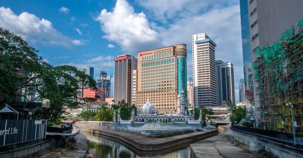 Tour Trong Ngày Ghé Thăm Tháp Kuala Lumpur Kèm 21 Điểm Tham Quan