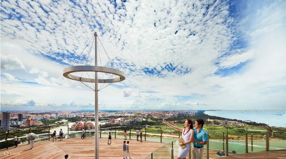 Tourist taking a picture in Marina Bay Sands Park