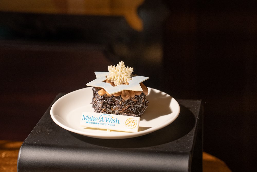 frozen-themed pastry