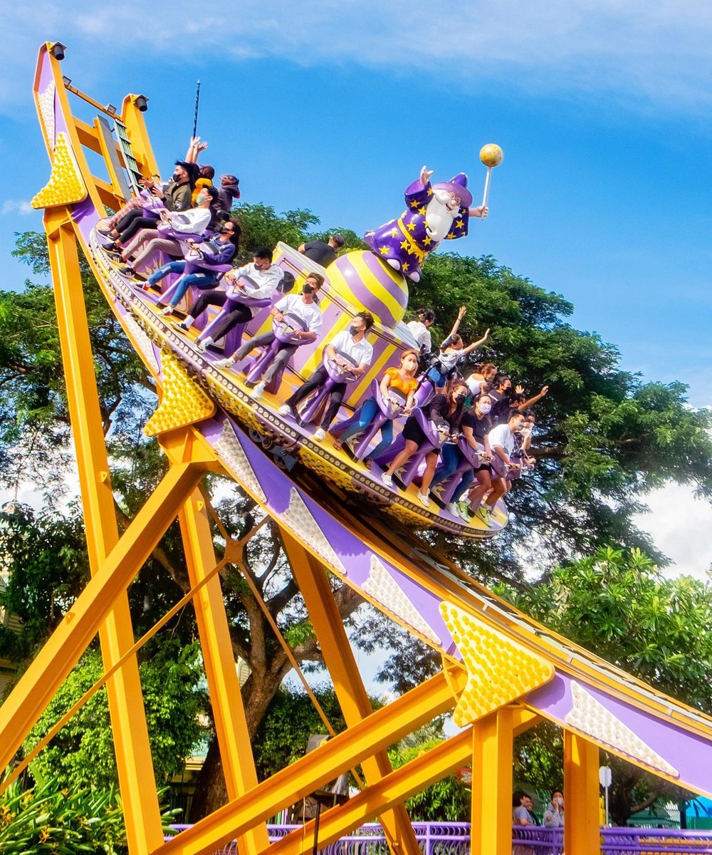 Extreme ride in Enchanted Kingdom