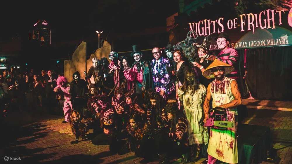 People in costume full of blood