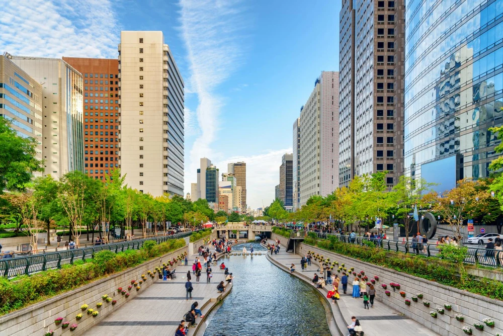 Cheonggyecheon in Seoul Korea