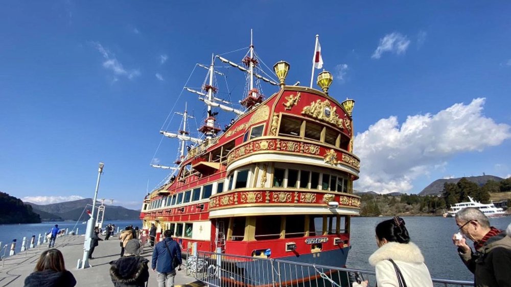 Fuji's charm: four seasons, one mountain. Image credits to Edmundo