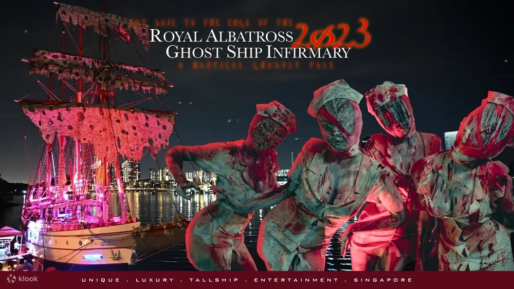 Singapore's City Lights & Sunset Dinner Cruise Royal Albatross