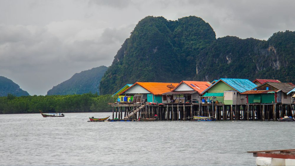 Built by Javanese fishermen, Panyee Island is a classical beauty even from afar! Image credits: Jamison Cameron