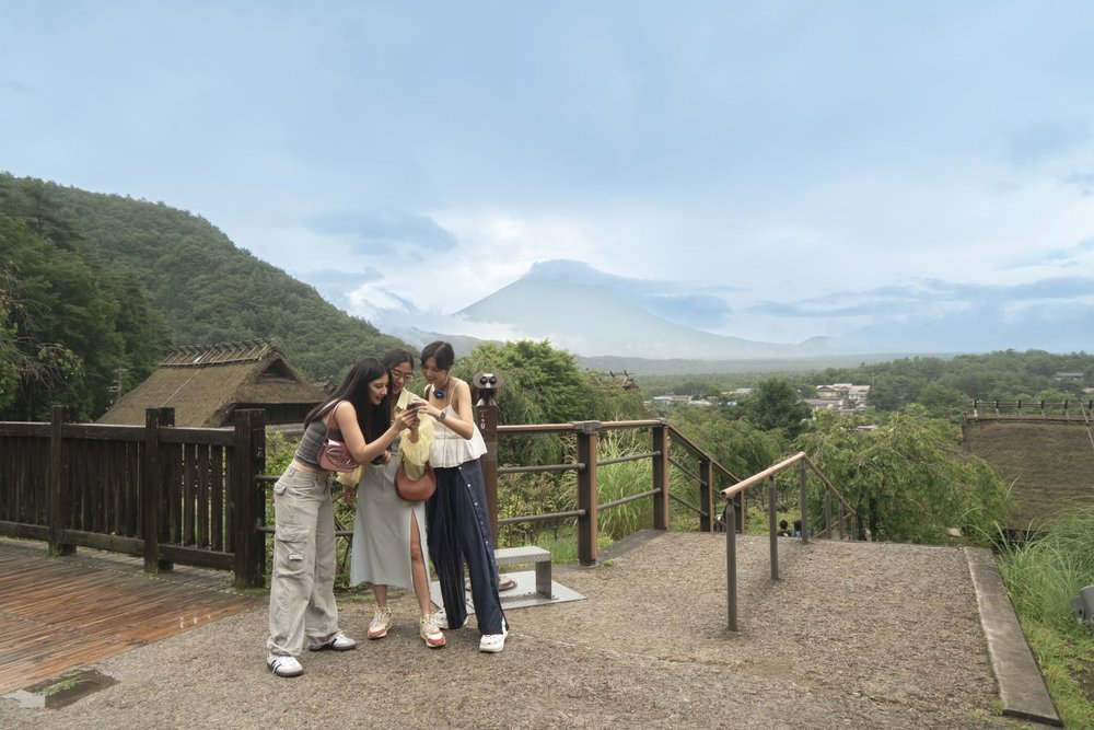 Saiko Iyashi-no-Sato Nenba - Sheila Dara, Fita Anggriani, Adinda Thomas