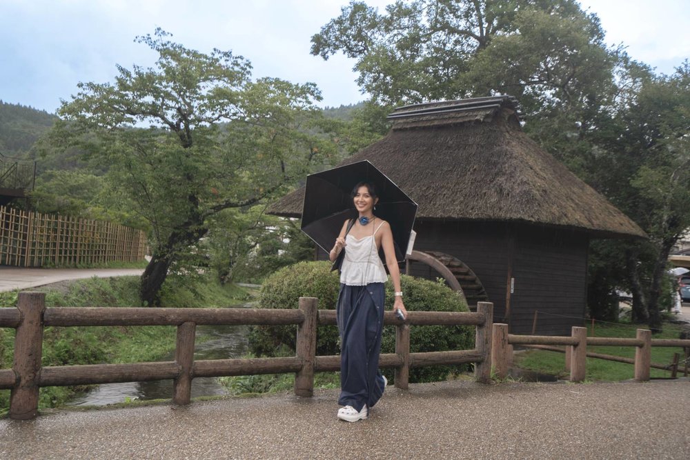 Oshino Hakkai - Sheila Dara