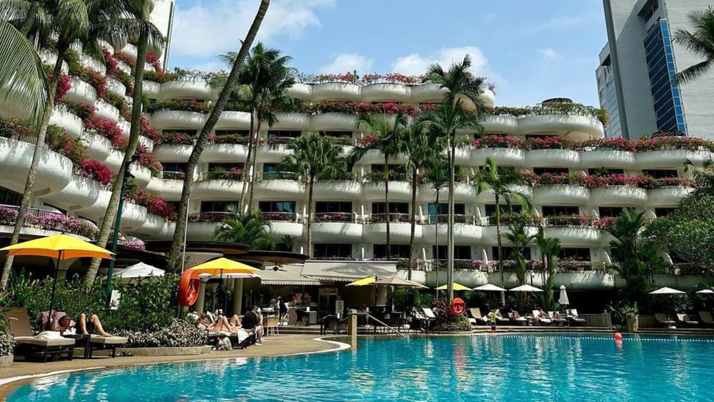 Discover serenity in the heart of the city! Image credits to @joo_t_aime on Instagram.