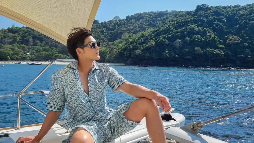 Get a picture-perfect moment as you hop from one exotic island to another. Credits to @p_paopaoo on Instagram