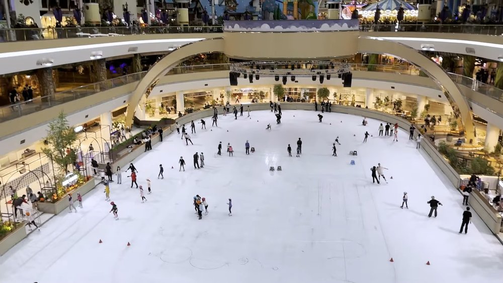 251 lotte world ice skating