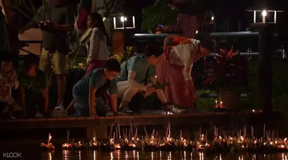 loy krathong