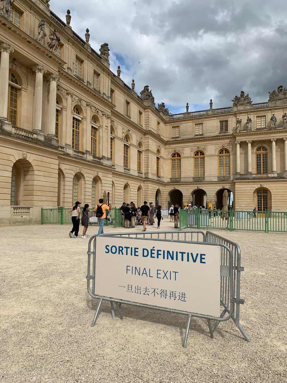 ヴェルサイユ宮殿　案内板
