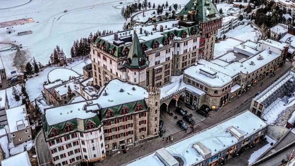 As much as it is a melting pot of nature and modernity, it’s also a melting pot of French, Italian, English, German and Romansch cultures. Credit: @prince_off_belvedere on Instagram