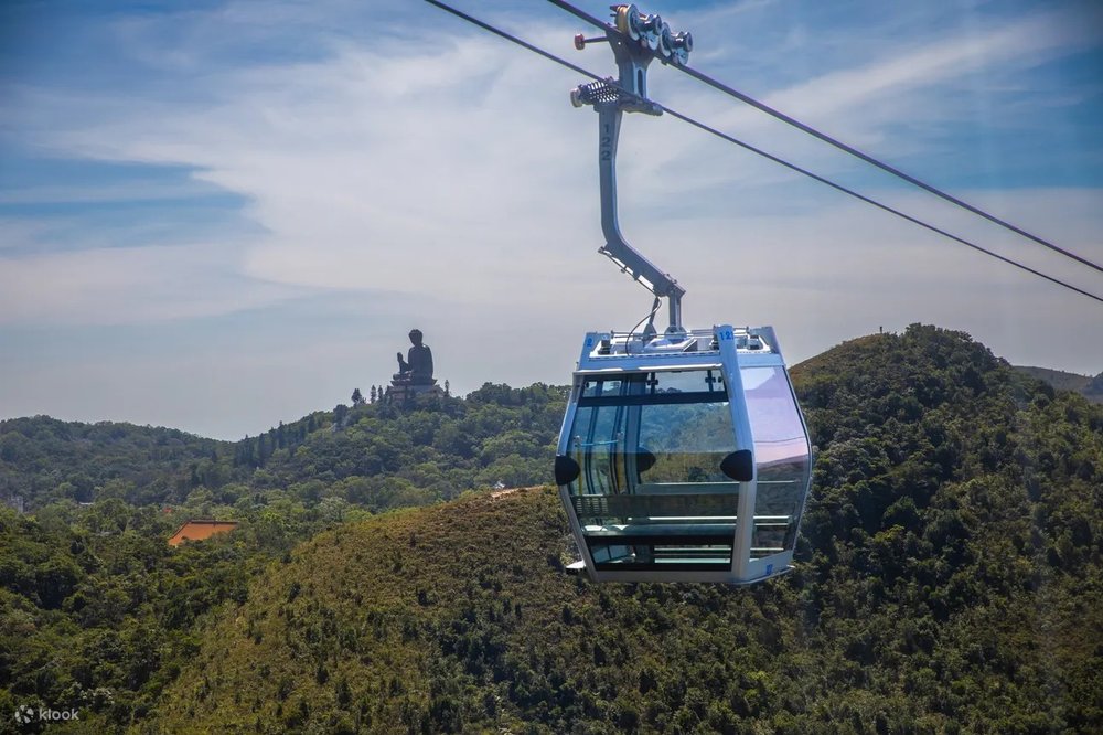 Cable car with 360 view