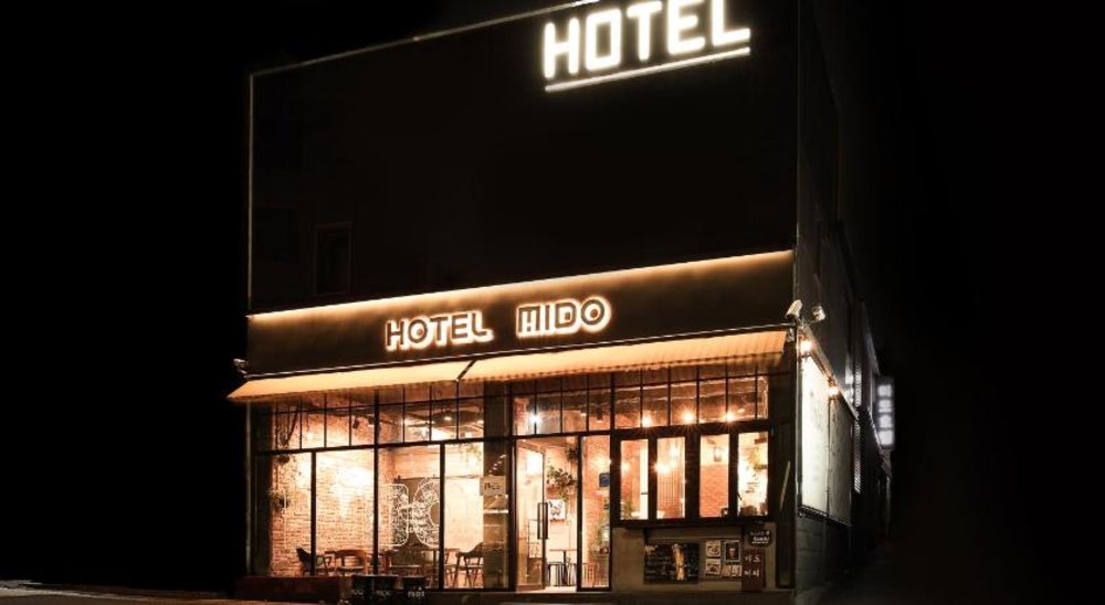 Hotel MIDO Facade
