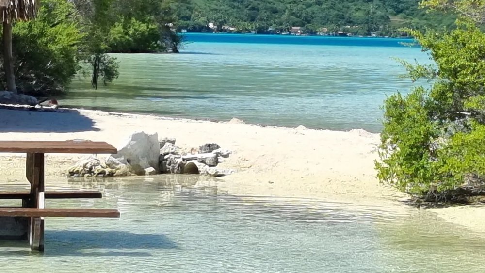 Baie de Povia, Bora Bora