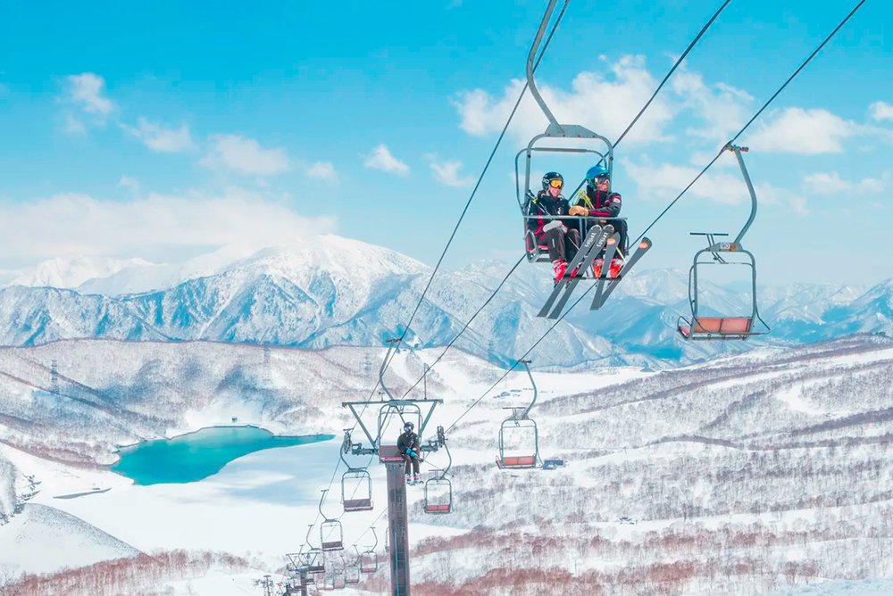 Yuzawa Resort Ski Lift