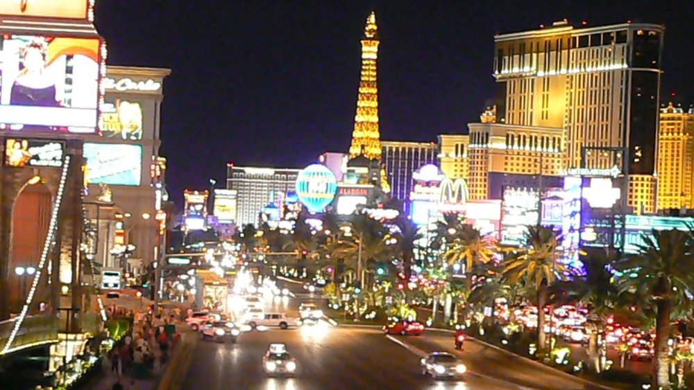 5. Have a romantic dinner on and off the Strip!