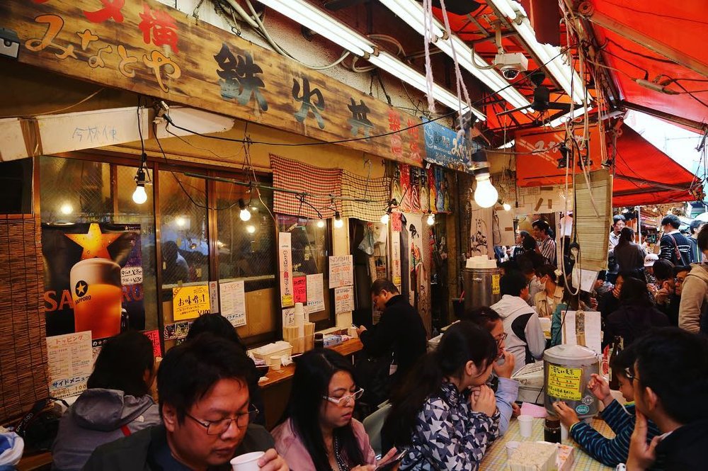 阿美橫町美食鐵火丼
