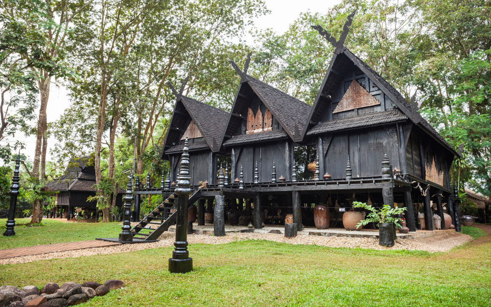 Bảo Tàng Baan Dam (Nhà Đen)