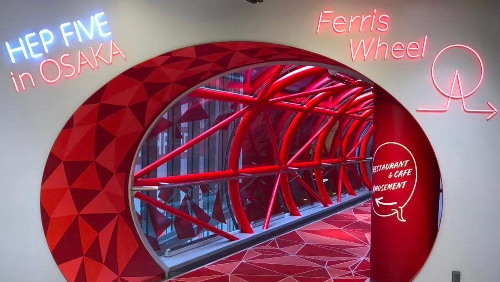 Hep hep hurray for the HEP 5 Ferris Wheel!  Credits: Klook