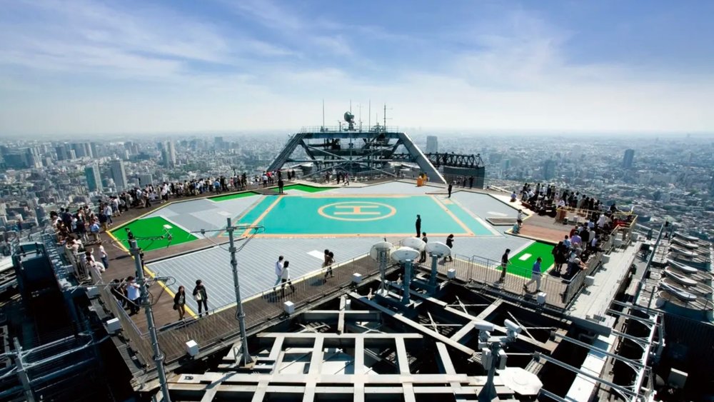 Check out the breathtaking views at Roponggi Hills Mori Towers' 52nd floor! Credits: Klook