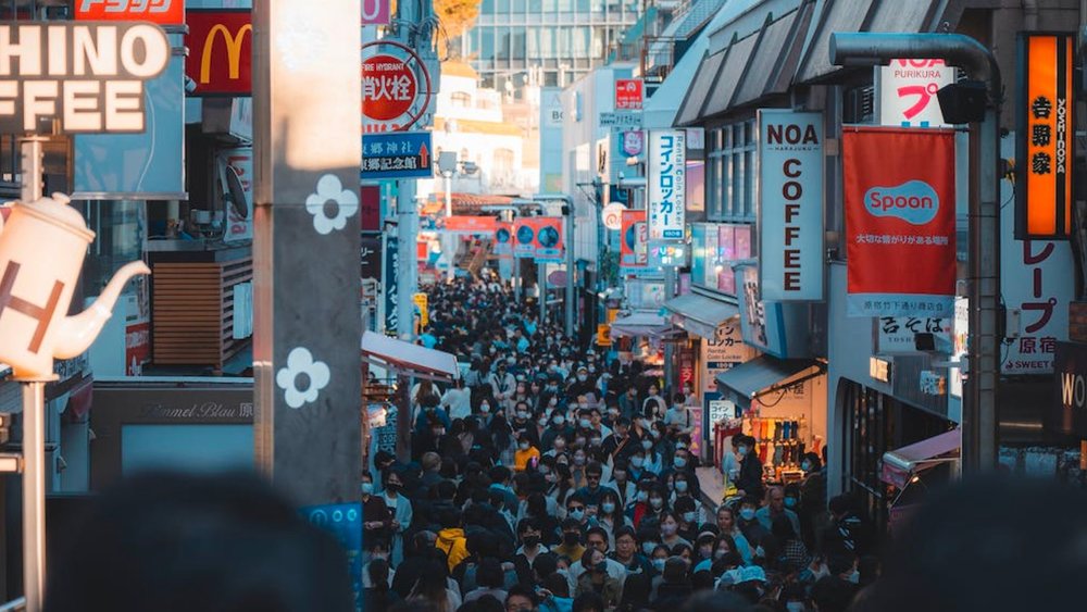 The streets of Harajuku crowded with people trying to get a closer look of its boutiques and stores in Takeshita Street. Credits: Willian Justen de Vasconcellos on Pexels
