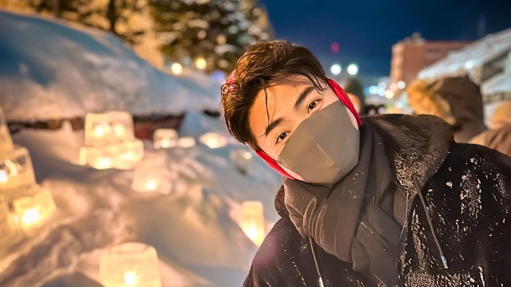 Wander through Japan’s snow-covered streets. Credits: terence0219 on Instagram