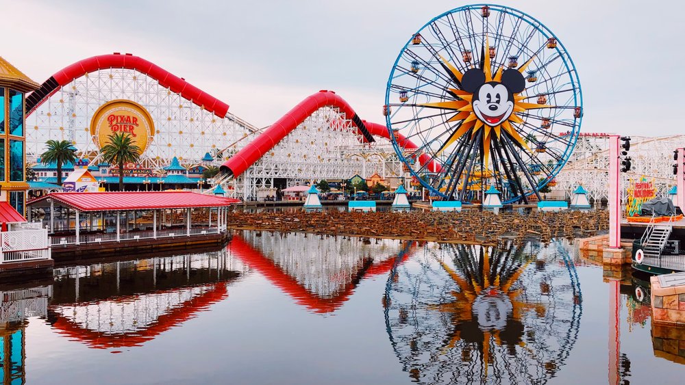 Calling all thrill seekers and adrenaline junkies to Disney California Adventure Park!  Credits: @brandialxndra on Unsplash