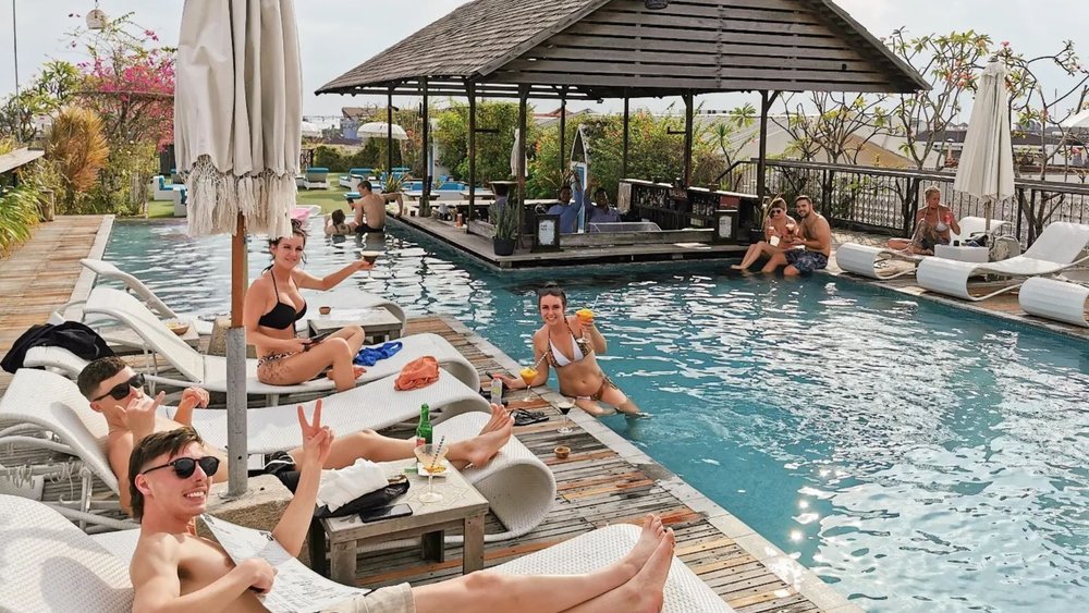 Get a hefty dose of peace and love when you gather friends over cocktails. Credits to @h8sskybar on Instagram