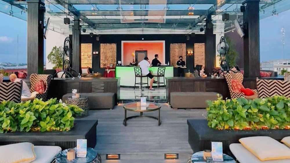 Go on a cocktail-tasting adventure at the top of The Trans Resort Bali. Credits to @jonas_chow on Instagram