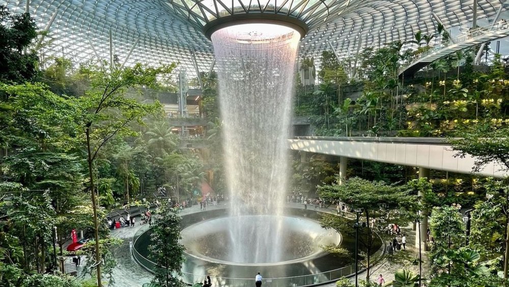 3-storey waterfall in an airport? Image credits to @mariomac_mm on Instagram