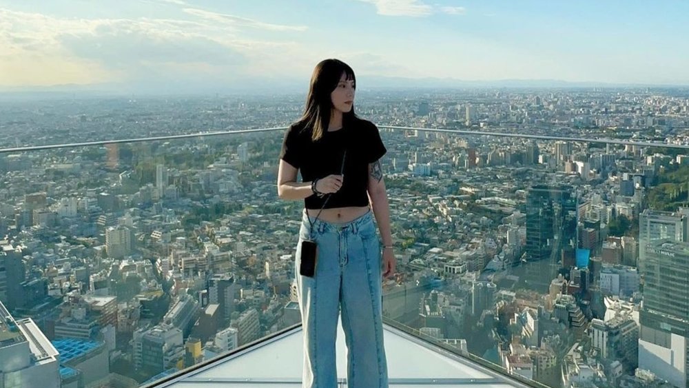 Feel like you're on top of the world at The Roof at Shibuya SKY. Credits to @zzz_noname_x_x on Instagram