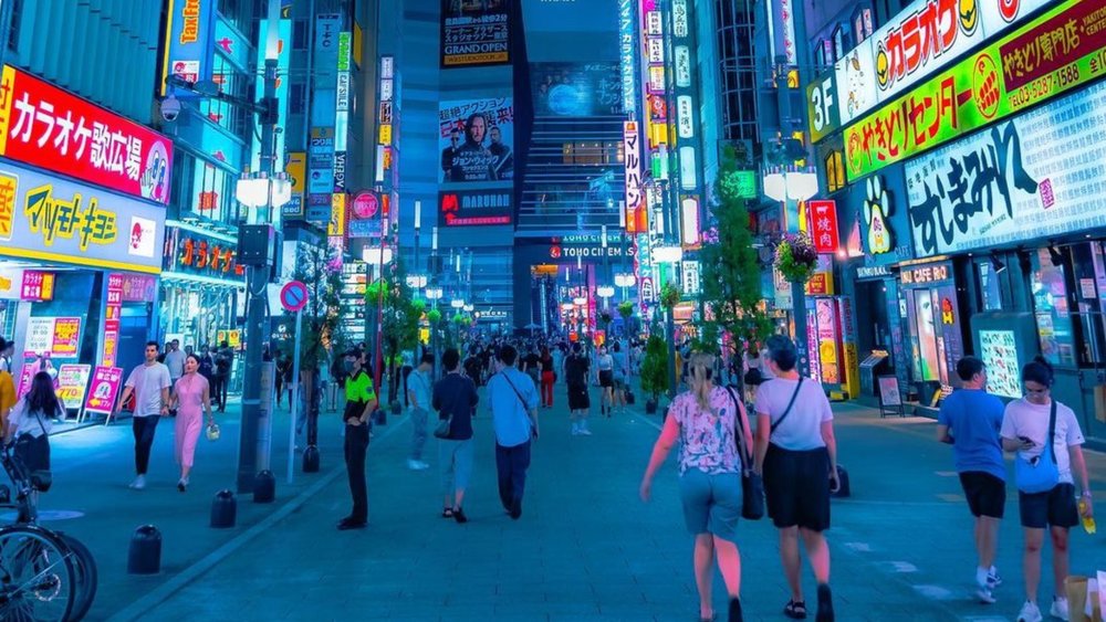 Tokyo at night is so amazing! Image credits to @sammar_7usain on Instagram