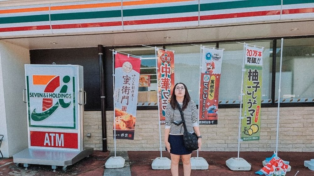 Staying near 7-11 stores truly makes your travel more convenience! Image credits to @brightsiri on Instagram