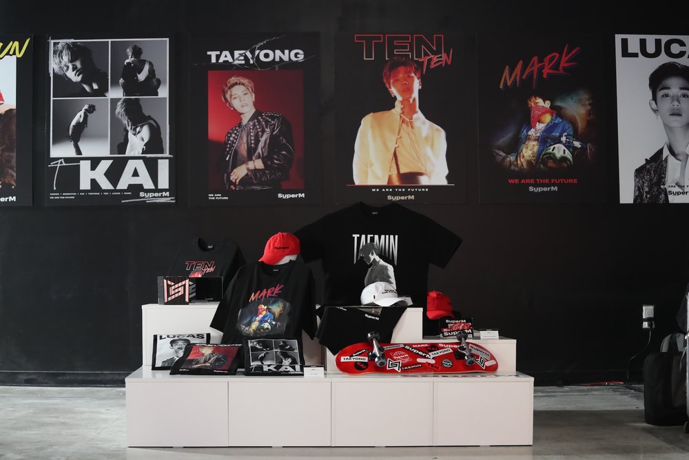 Kpop merchandise