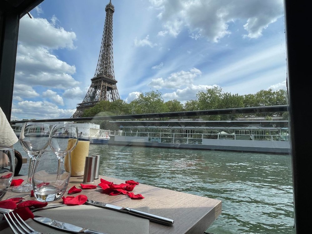 セーヌ川クルーズ エッフェル塔