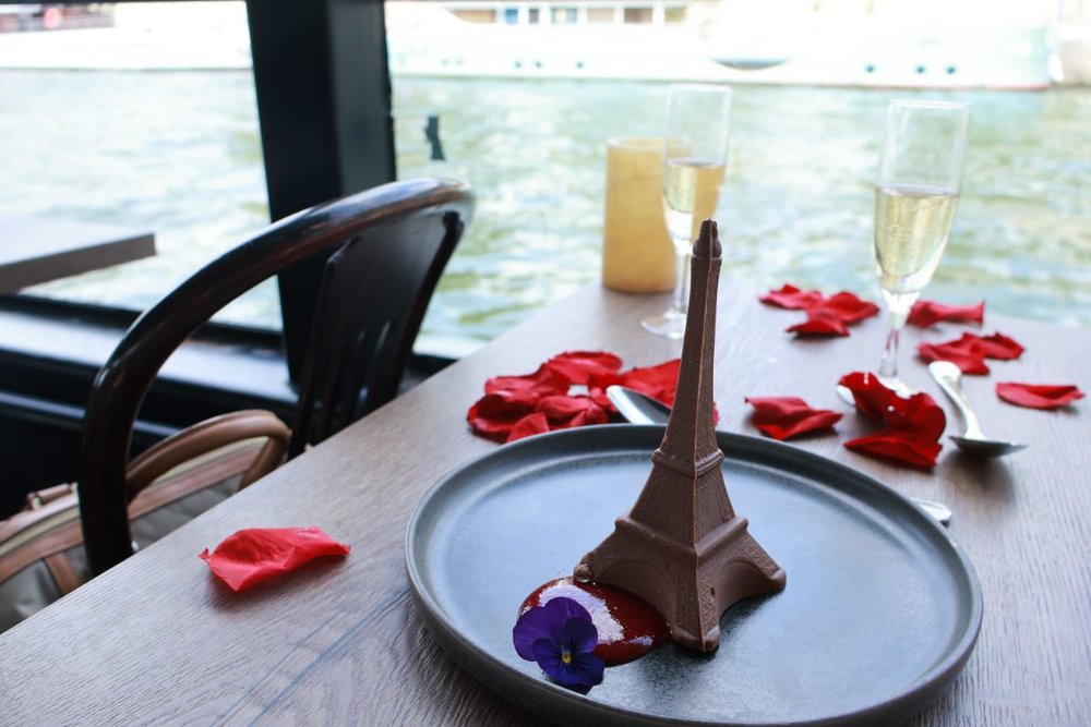 セーヌ川クルーズ レストランの料理④